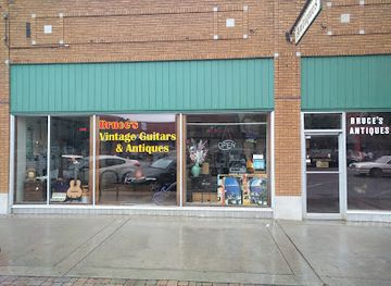 oklahoma/norman/shop/bruce-s-vintage-guitars-antiques