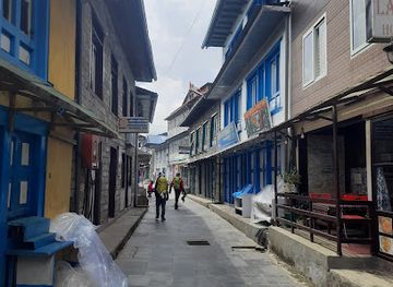 nepal/gokyo-lakes/shop/everest-retail-shop