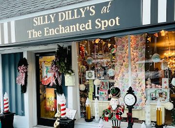 florida/tampa-bay-area/shop/silly-dilly-s-at-the-enchanted-spot