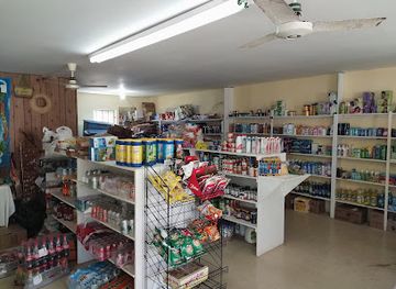 the-bahamas/exuma/shop/rayann-s-convenience-store