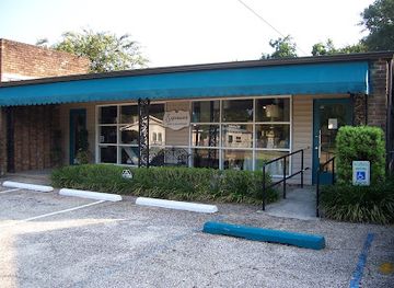 alabama/mobile/midtown-mobile/shop/expressions-select-accessories