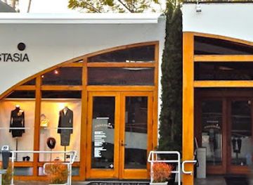 california/laguna-beach/shop/anastasia-boutique