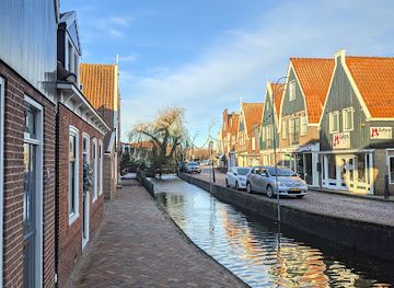 netherlands/volendam/shop/sisters-volendam