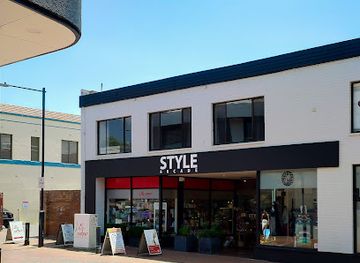 australia/canberra/manuka/shop/style-arcade