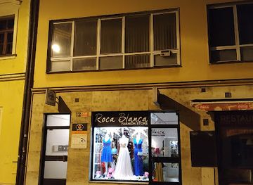 czechia/olomouc/shop/roca-blanca-fashion-store