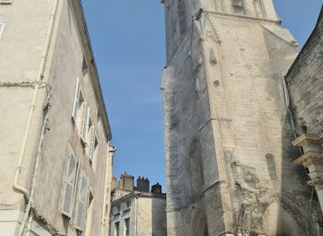 france/la-rochelle/saint-sauveur/shop/c-fees-main