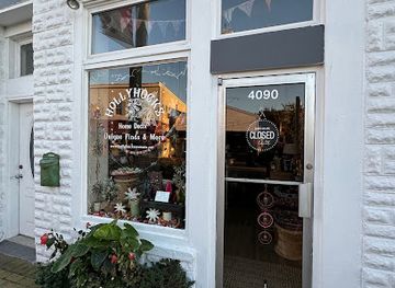 virginia/chincoteague-island/shop/hollyhocks-on-main