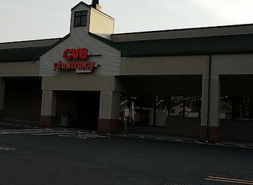 new-york/watkins-glen/shop/tops-plaza