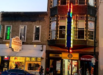 texas/austin/downtown-austin/shop/6th-street-trading-company