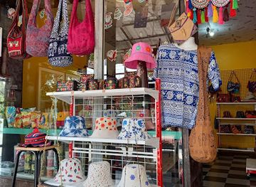 thailand/golden-triangle/shop/tribal-colors-hand-made