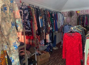 dominican-republic/barahona/shop/liss-closet