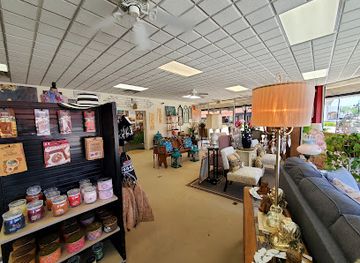 kansas/salina/shop/country-seasons-boutique