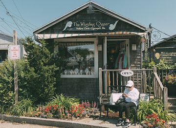 maine/ogunquit/shop/whistling-oyster