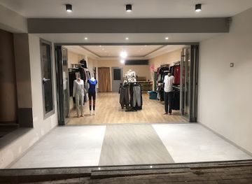 albania/delvina/shop/second-hand-sarande