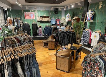 ireland/dublin/shop/the-big-smoke-vintage