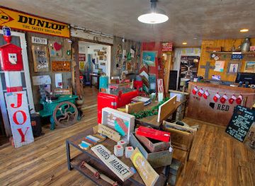 nevada/douglas-county/shop/red-barn-antiques