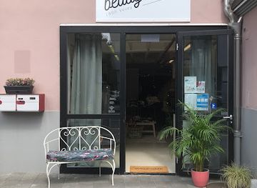 switzerland/vevey/shop/beaugarage