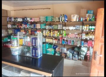 zimbabwe/nyanga-national-park/shop/m-w-mapani-nyamhuka-2