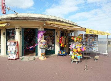 france/normandy-beaches/shop/au-diablotin-tabac-souvenir