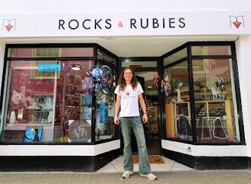 united-kingdom/essex/shop/rocks-rubies