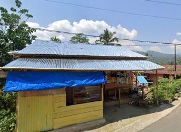 indonesia/tana-toraja/shop/gorengan-jahit-sepatu