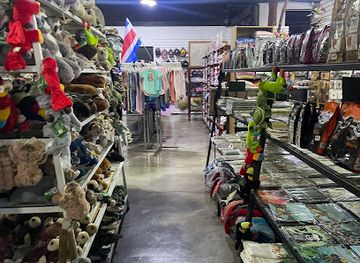 costa-rica/arenal-volcano-area/shop/arenal-souvenirs