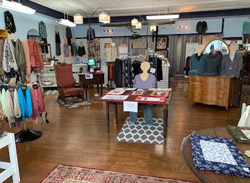 new-hampshire/coos-county/shop/marie-s-boutique