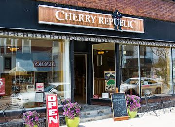 michigan/charlevoix/shop/cherry-republic-charlevoix