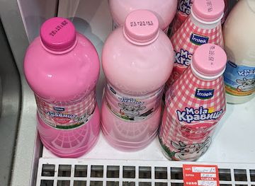 montenegro/brda/shop/market-pezos