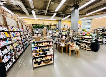 california/burbank/shop/world-market