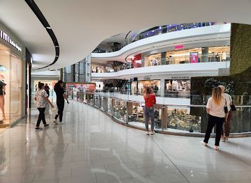 albania/tirana/shop/toptani