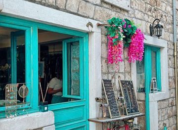 croatia/hvar-island/shop/antique-hvar