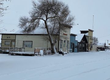 oregon/wheeler-county/shop/the-ravens-nest
