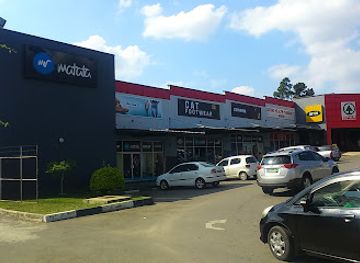 eswatini/manzini/shop/spar-moneni