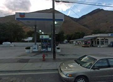 idaho/snake-river-canyon/shop/extra-mile-jacksons