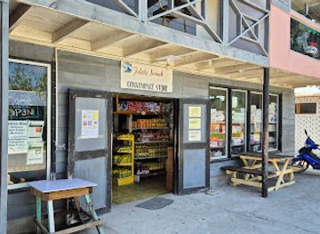 tuvalu/vaitupu/shop/tokotu-beach-convenience-shop