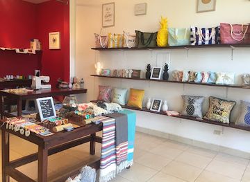 costa-rica/tamarindo/shop/el-taller-secreto-handmade-souvenir