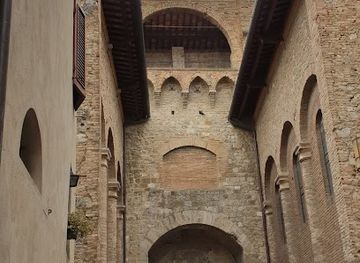 italy/san-gimignano/shop/la-bottega-snc
