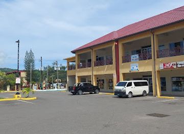 jamaica/port-antonio-area/shop/bayshore-plaza