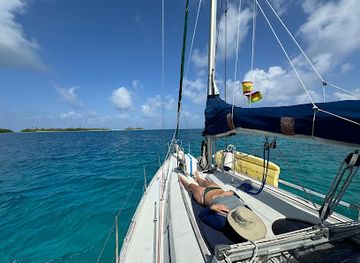 panama/san-blas-islands/shop/i-travel-by-boat