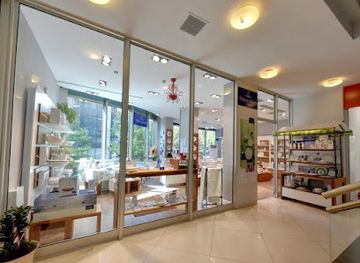 albania/mysia/shop/metropol-qender-tregtare