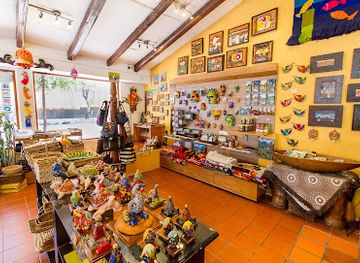 ecuador/southwest-coast/shop/ecuador-shops