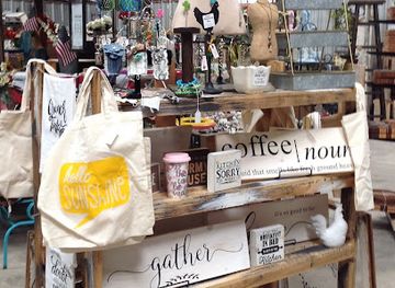 oklahoma/moore/shop/spurs-roses-mercantile