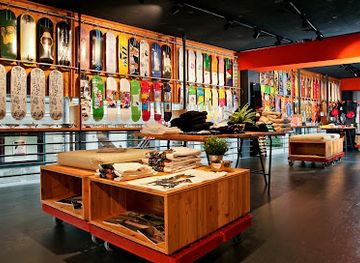 germany/thuringia/shop/orange-jungle