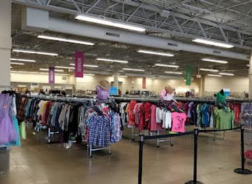 illinois/joliet/shop/goodwill-store-donation-center