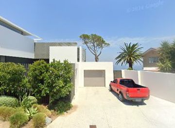 south-africa/cape-town/camps-bay/shop/trigger-clothing