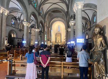 philippines/manila/intramuros/shop/giftshop-of-manila-cathedral