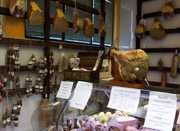 italy/lunigiana/shop/salumificio-lunigiana-marsili