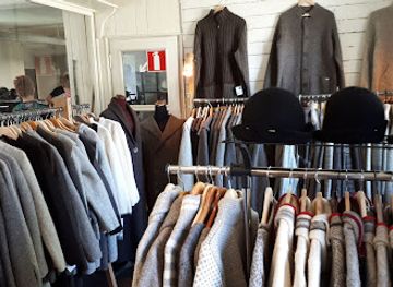 estonia/hiiumaa/shop/vaemla-villavabrik
