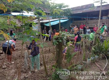 indonesia/west-sulawesi/shop/tokoh-jhosea-19